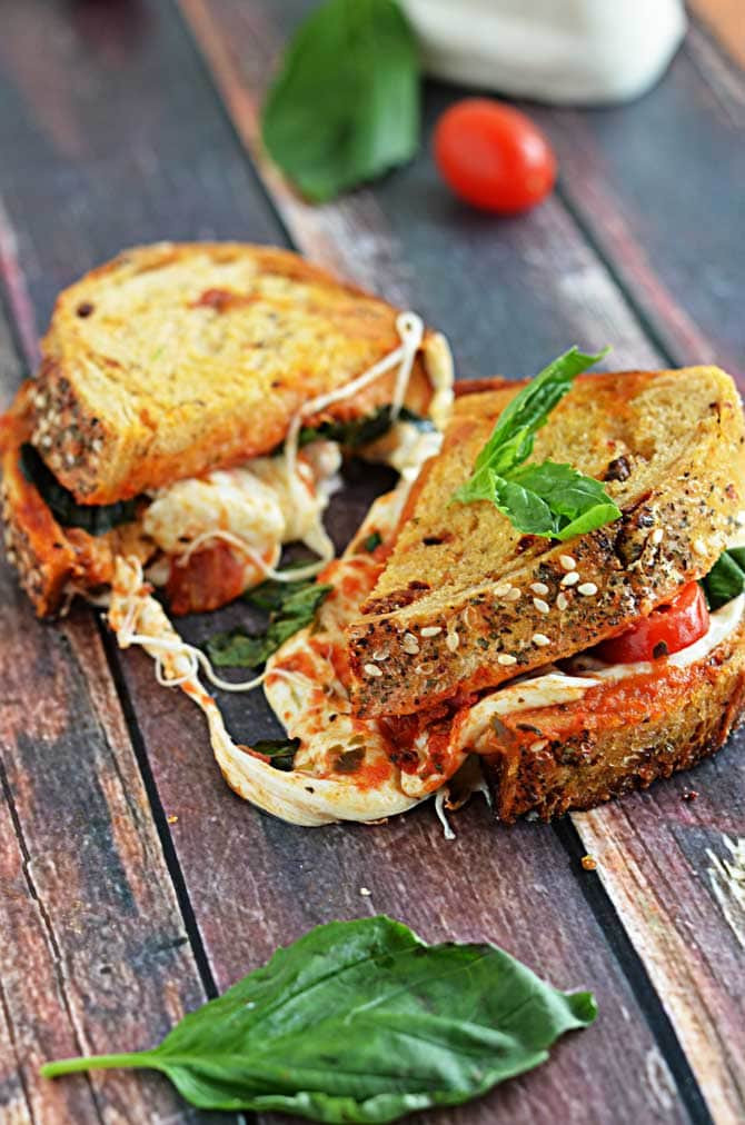 Garlic-Rubbed Margherita Pizza Grilled Cheese - Host The Toast