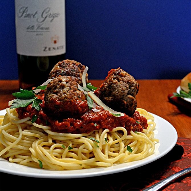 Spaghetti and Meatballs-- recipes for Marinara and Meatballs that are perfect for a romantic dinner!