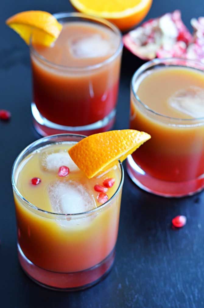 Tequila Sundown: tequila, vodka, and pomegranate juice come together in this tasty cocktail!
