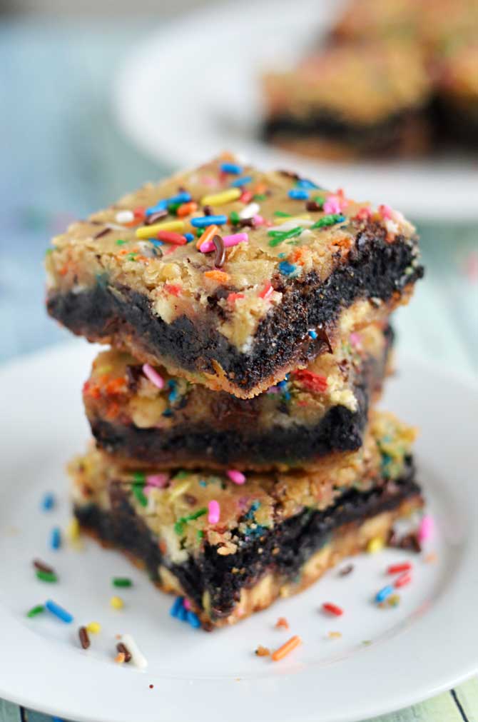 Birthday Cake Remix Brownies. These fudgy brownies were inspired by Coldstone's Birthday Cake Remix ice cream! DROOL. | hostthetoast.com