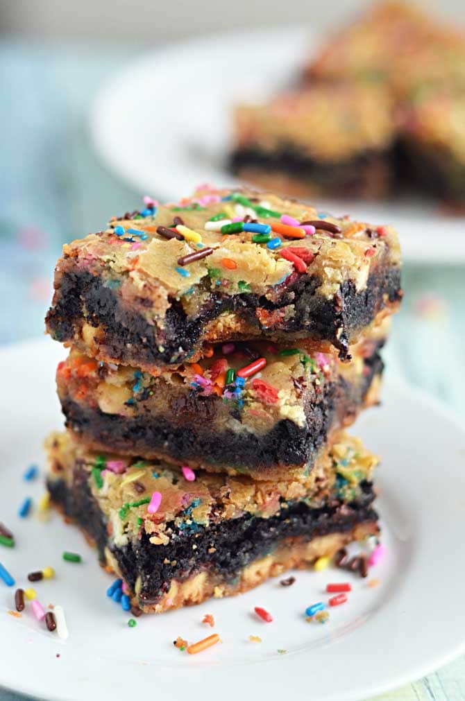 https://hostthetoast.com/wp-content/uploads/2014/06/Birthday-Cake-Remix-Brownies-8.jpg