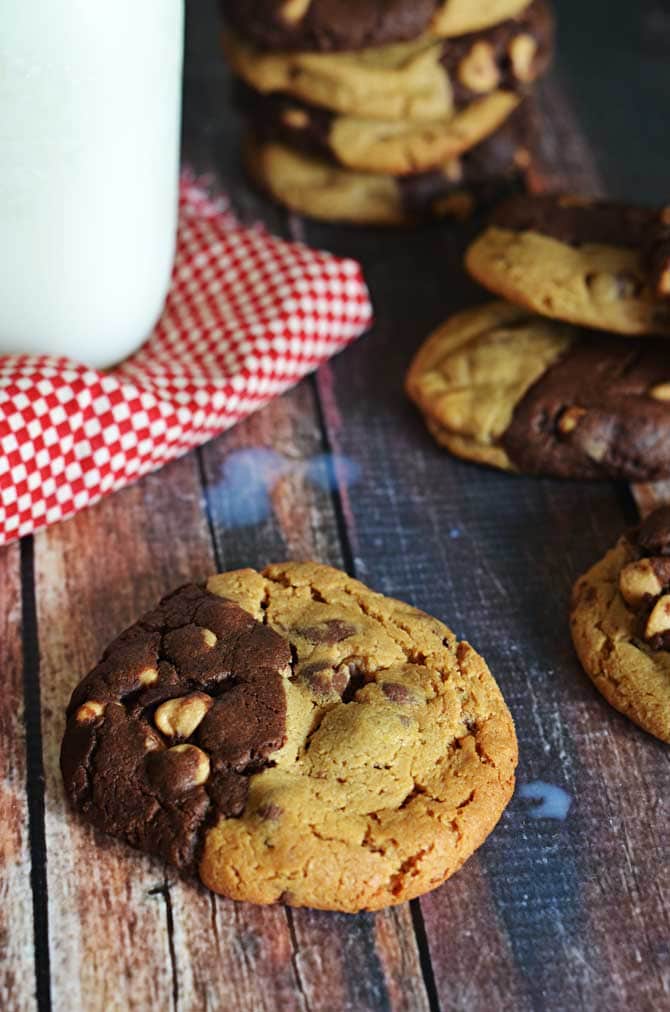 Flourless Peanut Butter & Dark Chocolate Cookies.  They're surprisingly quick and easy to make, gluten-free, and an absolute hit with everyone who tries them! | hostthetoast.com