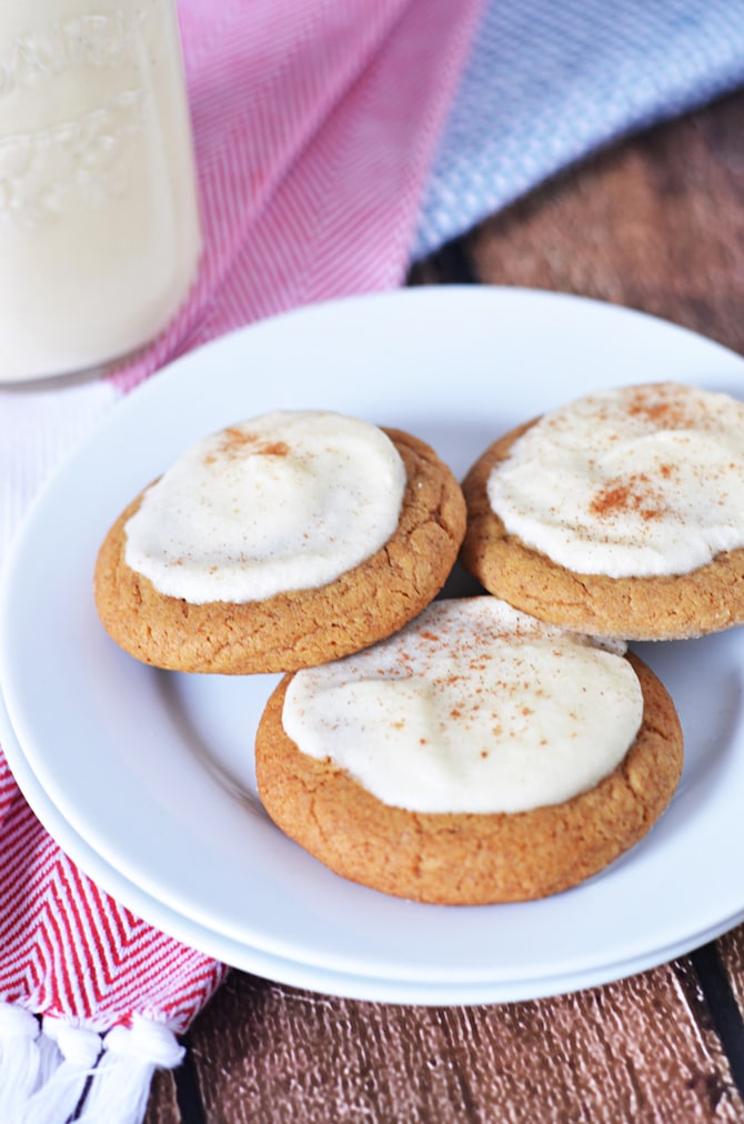 Soft & Chewy Ginger Cookies with Eggnog Frosting.  The perfect Christmas cookie to warm your heart this winter!  | hostthetoast.com