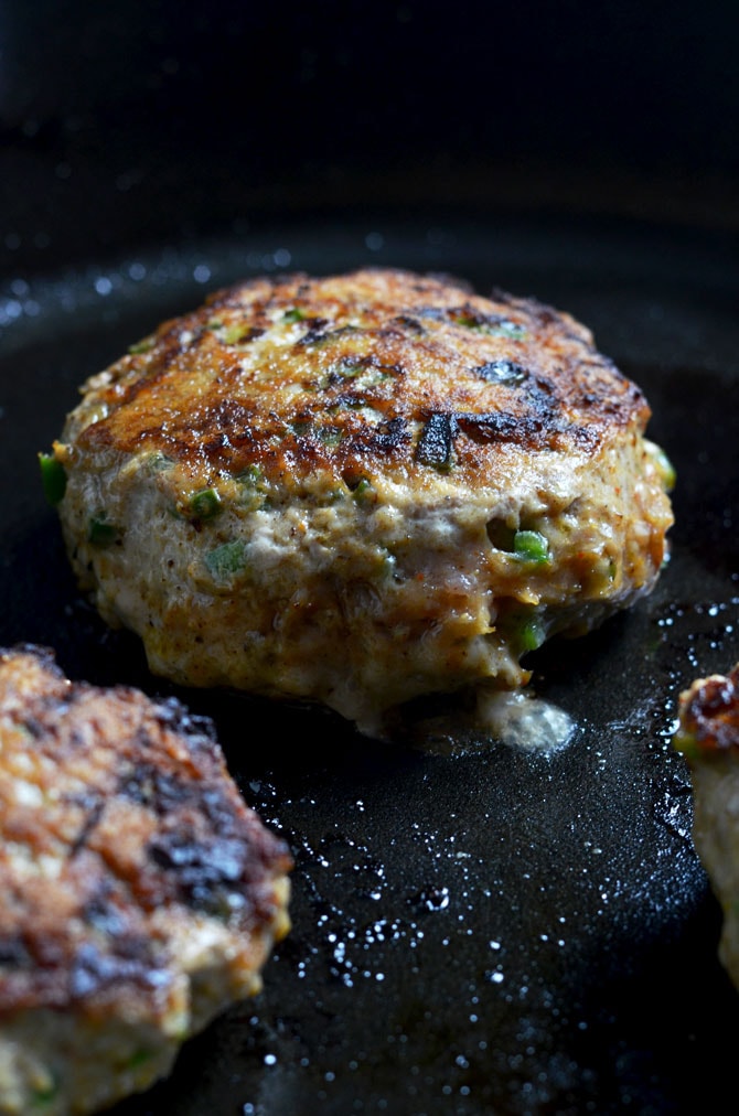 Mexican Turkey Burgers with Cilantro-Lime Pesto. These are the tastiest turkey burgers out there! | hostthetoast.com