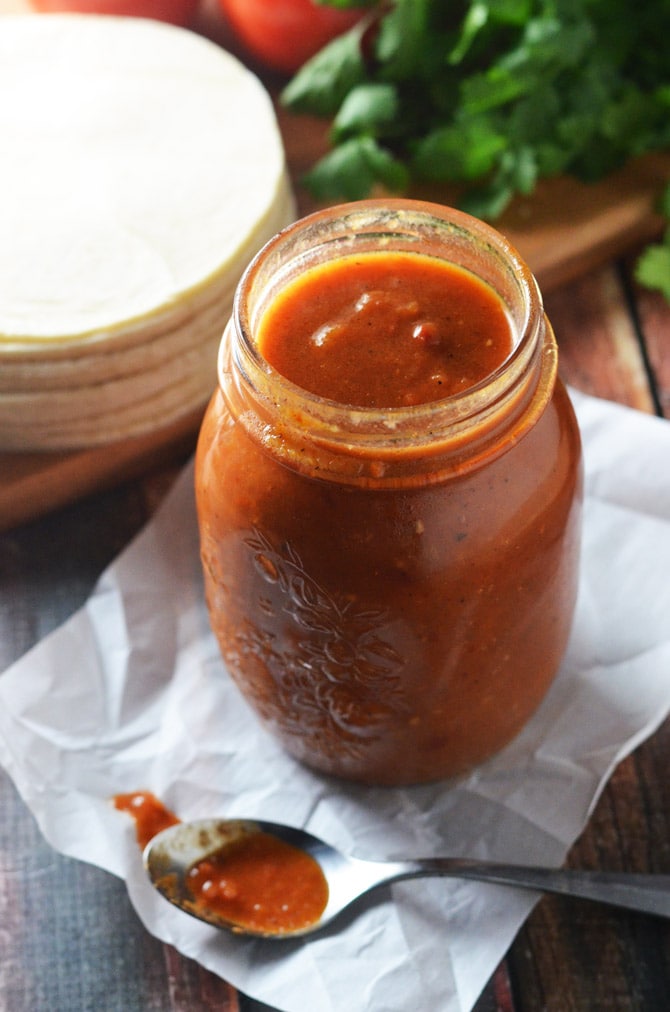Homemade Easy Enchilada Sauce. You'll never go back to store bought when the homemade version tastes this good and is this simple! | hostthetoast.com