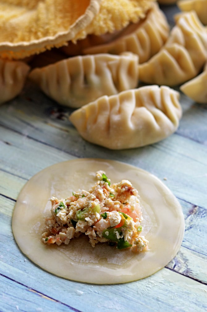 Pad Thai Potstickers. Turn the foreign food favorite into a delicious (and freezer-friendly) appetizer. | hostthetoast.com