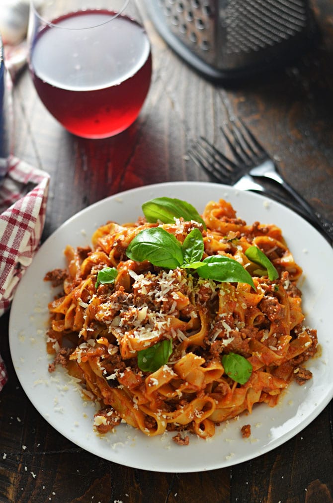 One Pot Pasta Bolognese. This ragu bolognese is a meaty Italian sauce recipe that can be made with spaghetti, tagliatelle, or whatever pasta you have on hand. It's simple and quick but tastes like an all-day sauce! | hostthetoast.com