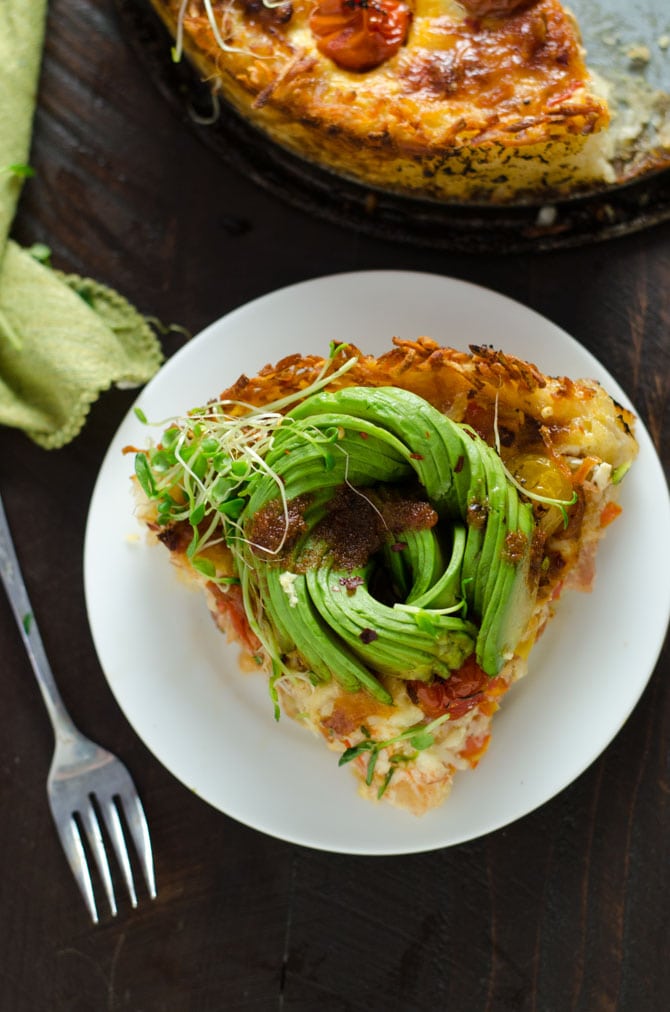 Hashbrown-Crusted California Quiche with Avocado Roses. This loaded-up quiche is a brunch-lover's dream. | hostthetoast.com