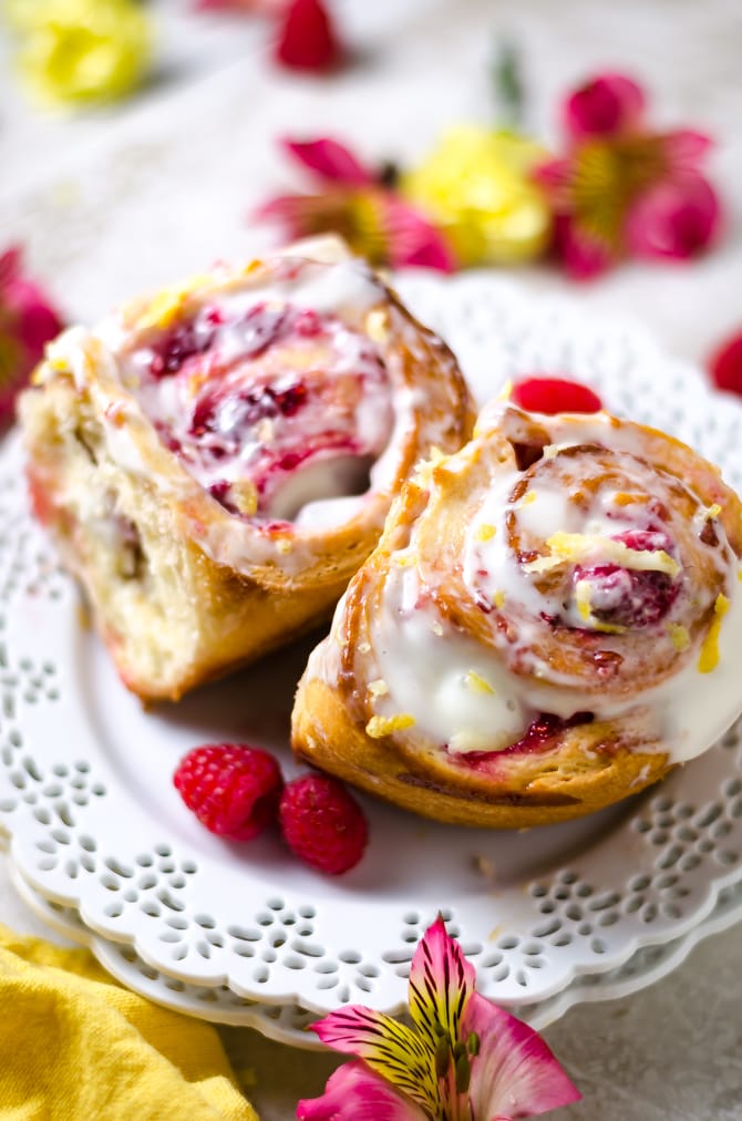 Overnight Raspberry Sweet Rolls with Lemon Cream Cheese Glaze. A brunch-lover's dream. | hostthetoast.com
