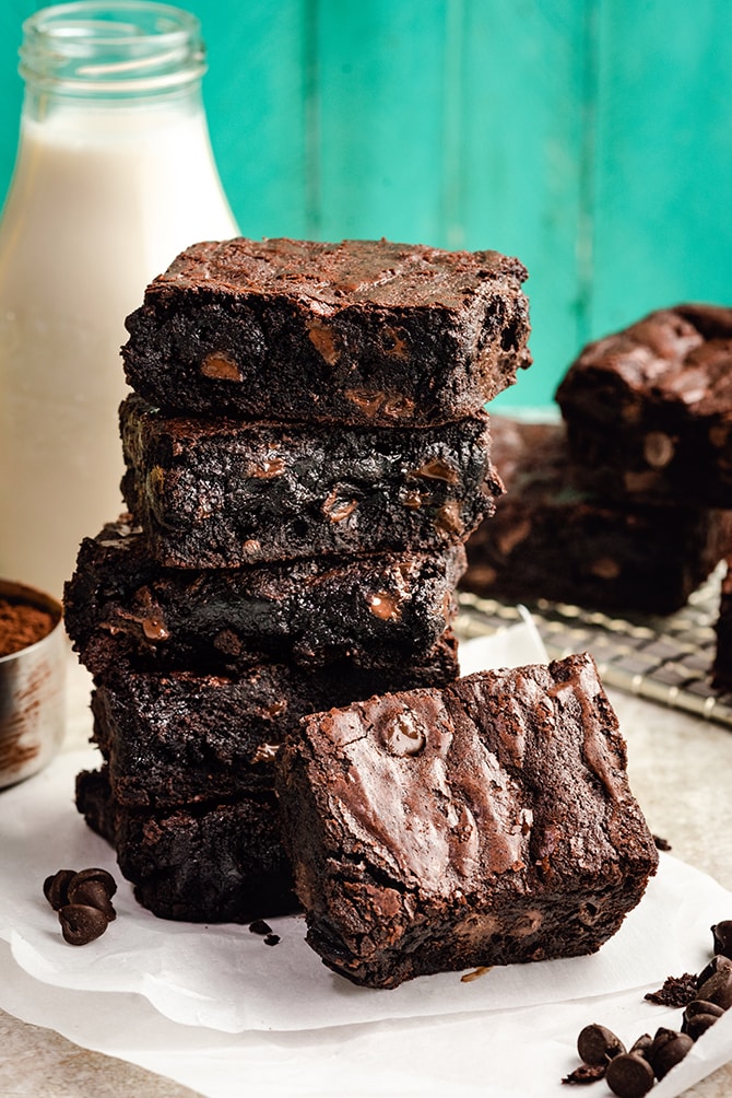 https://hostthetoast.com/wp-content/uploads/2020/02/The-Best-Fudgy-Homemade-Brownies-1.jpg