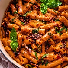 One Pot Creamy Hummus Pasta-image